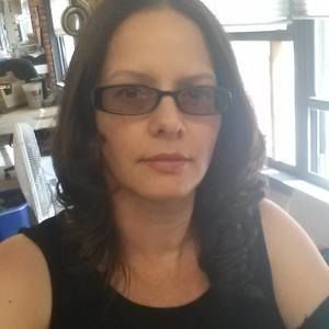 Meet your Posher, Gloria